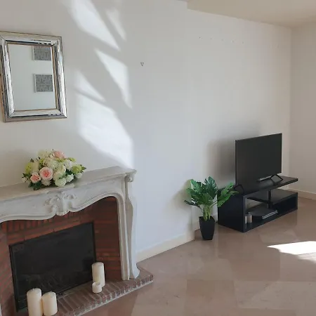 Large Flat In The Center Of Monaco
