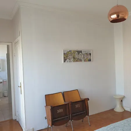 Large Flat In The Center Of Monaco *