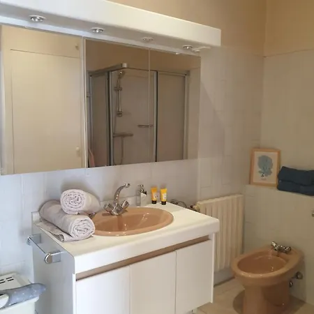 Large Flat In The Center Of Monaco * Monte Carlo